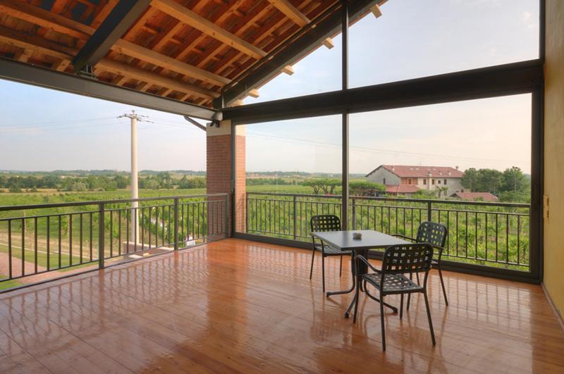 Вилла Agriturismo Colombarino Дезенцано-дель-Гарда Номер фото